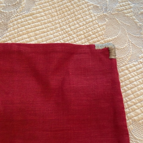 NWT Yves Delorme (Iosis) set of 2 cushion covers 17x17 inch zipper closing - Picture 3 of 11